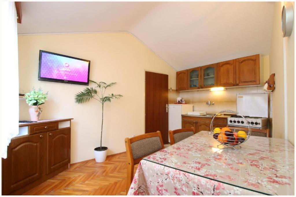 Apartment Josip Primošten Εξωτερικό φωτογραφία