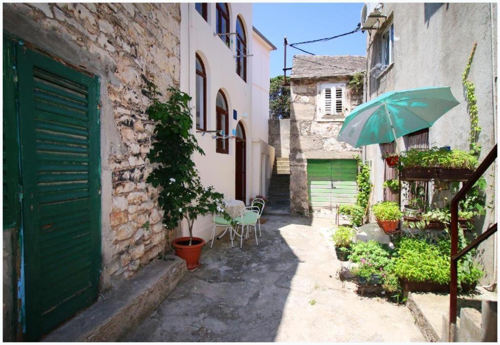 Apartment Josip Primošten Εξωτερικό φωτογραφία